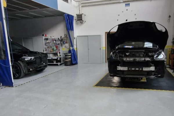 Riparare carrozzeria auto